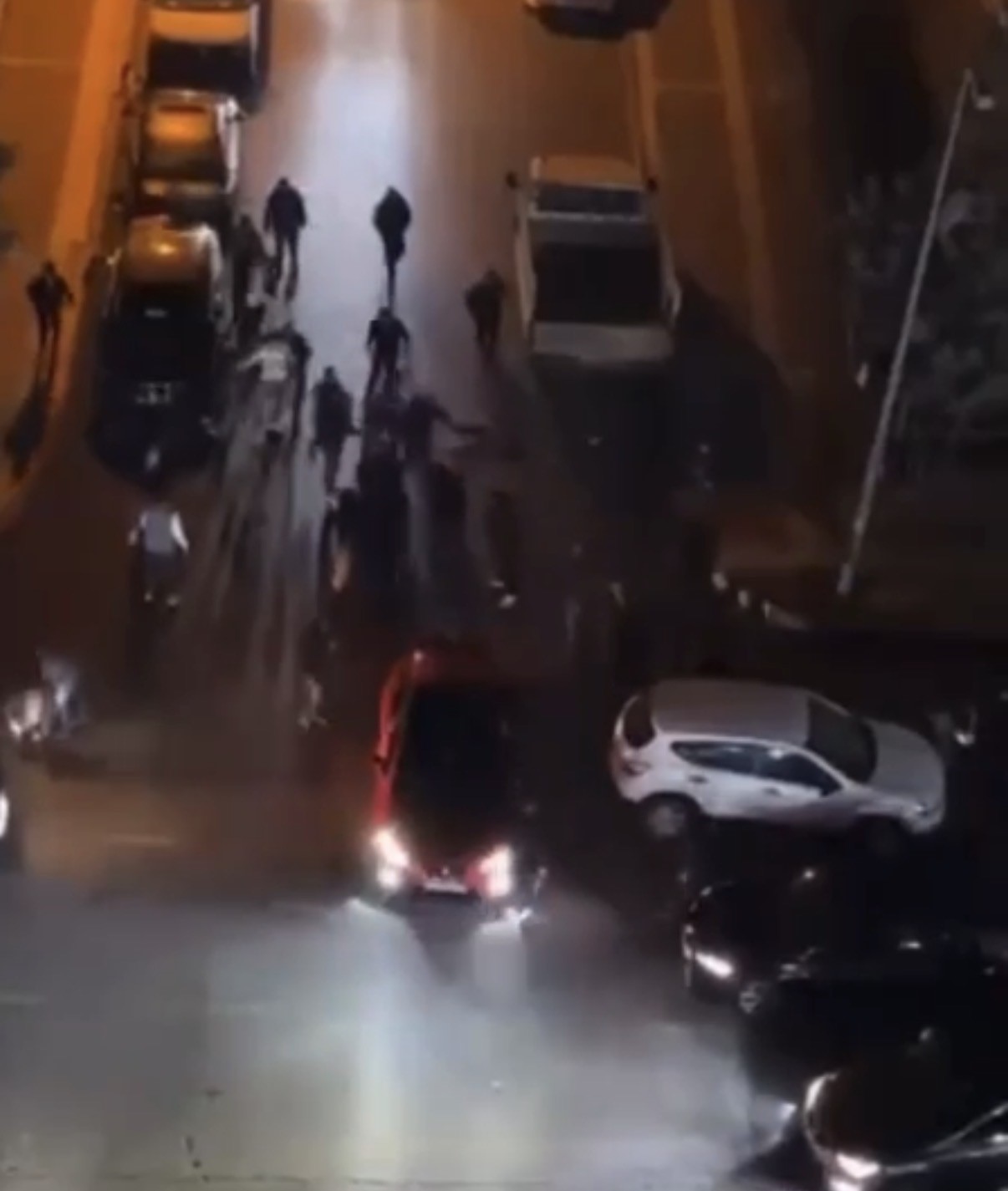 D&uuml;ğ&uuml;n &ccedil;ıkışı 1 kişinin &ouml;ld&uuml;ğ&uuml; olaya ilişkin 4 g&ouml;zaltı
