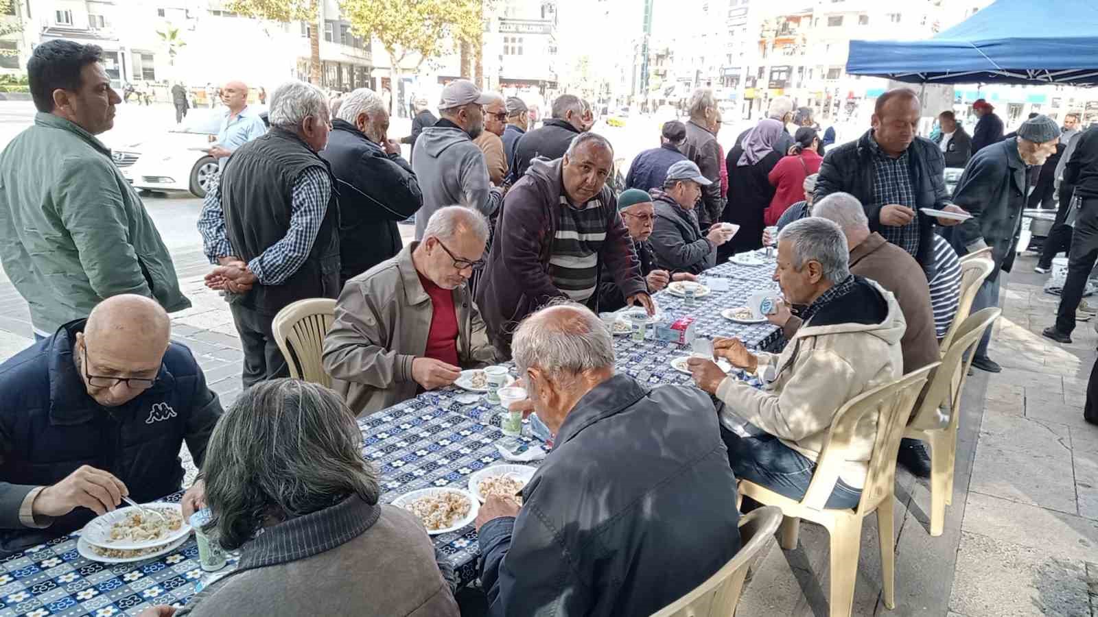 Denizli’de yağışların gecikmesi nedeniyle dua ve hayır yapıldı
