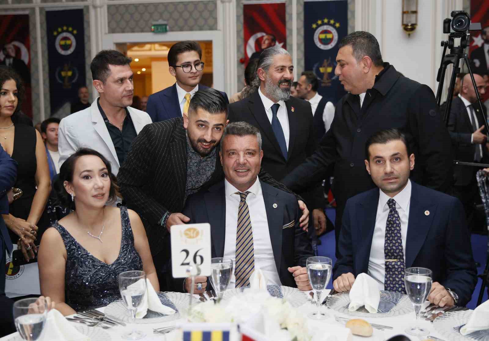 Sadettin Saran: "Fenerbahçemizi her alanda daha güçlü bir geleceğe taşıyacağımıza eminim"
