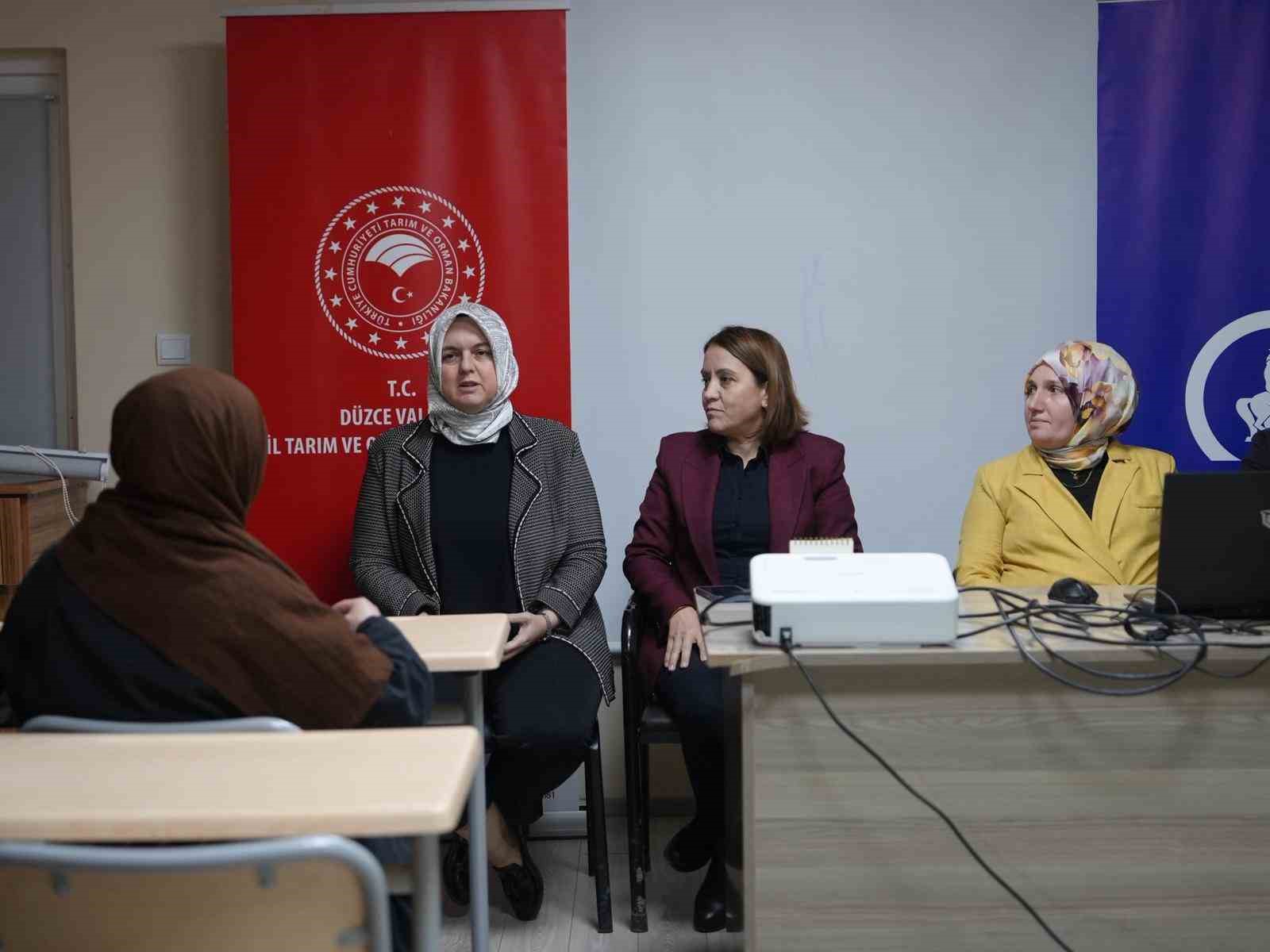Düzce Tarım Akademisi’nde mantar yetiştiriciliği eğitimleri başladı
