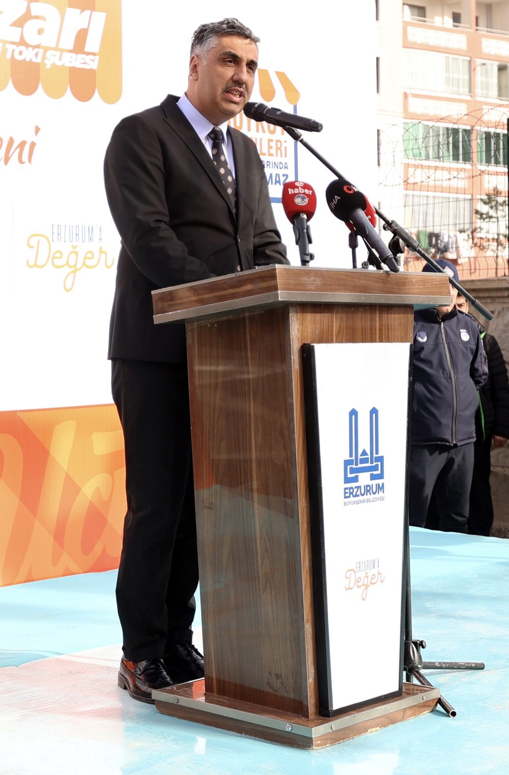 Halk Pazarı&rsquo;nın 9&rsquo;ncu şubesi Toki&rsquo;lerde a&ccedil;ıldı
