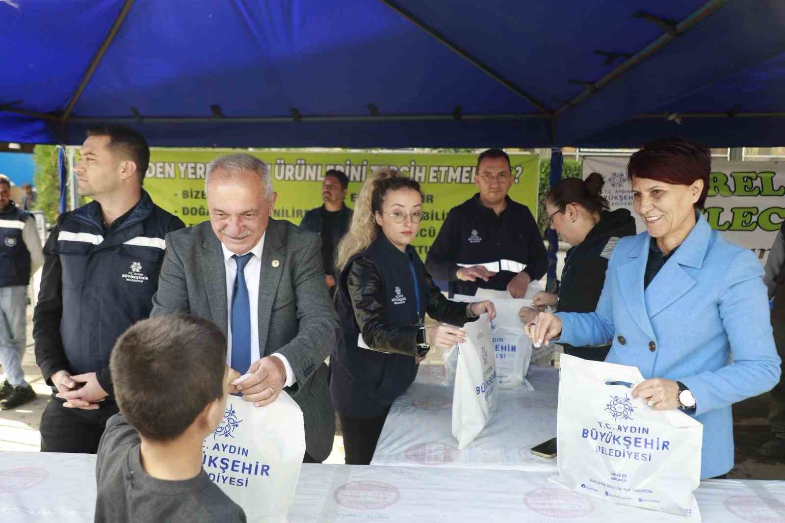 Sultanhisar’da kışlık fideler vatandaşlara dağıtıldı