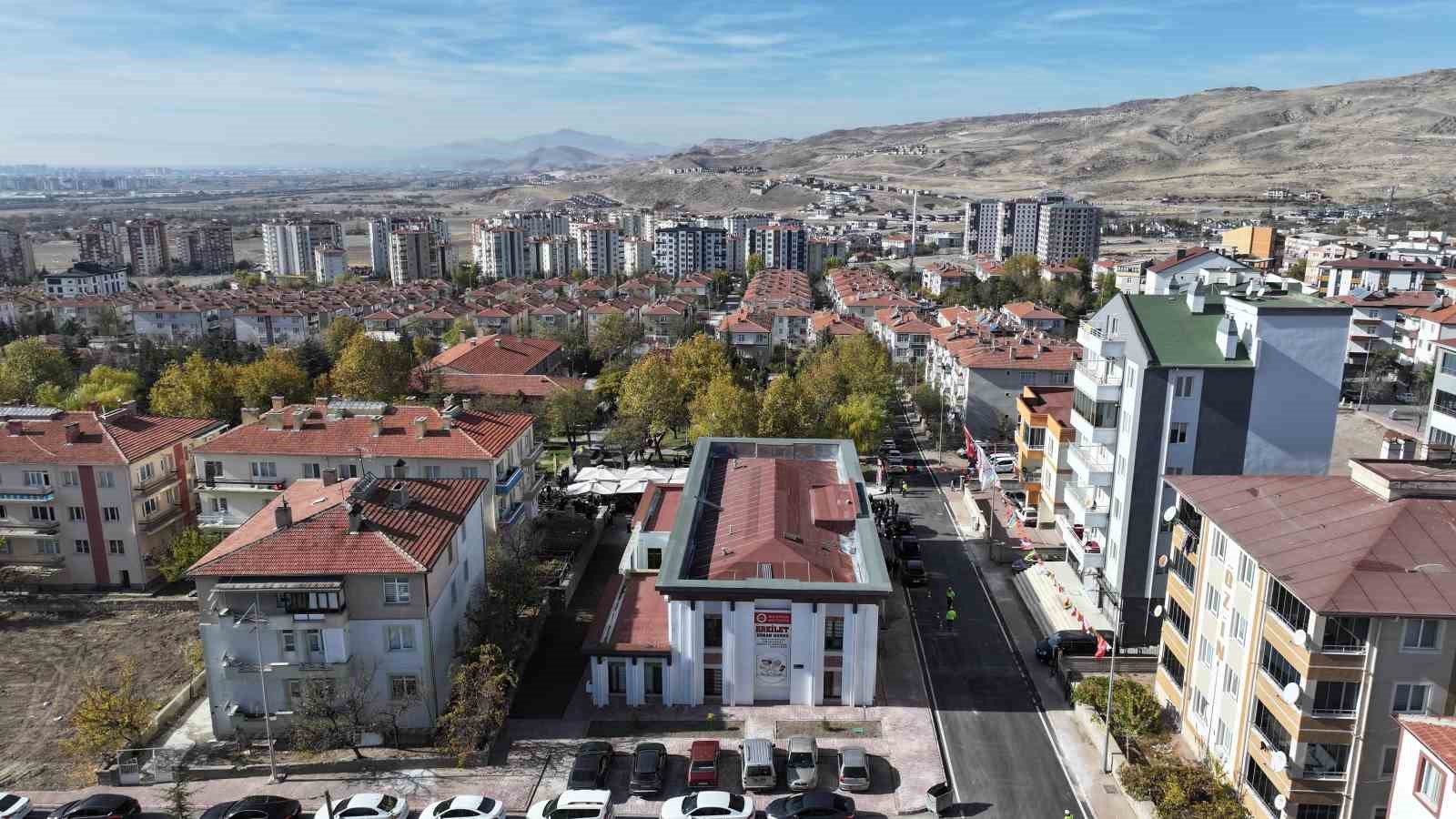 Başkan &Ccedil;olakbayrakdar, "Vatandaşlarımıza daha konforlu yaşam imkanları sağlıyoruz"
