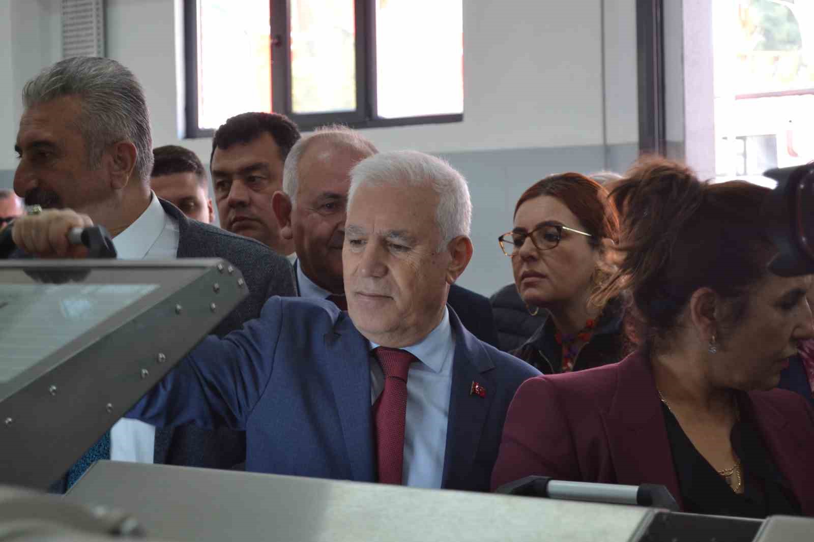 Bursa’da İmece Zeytinyağı Fabrikası açıldı
