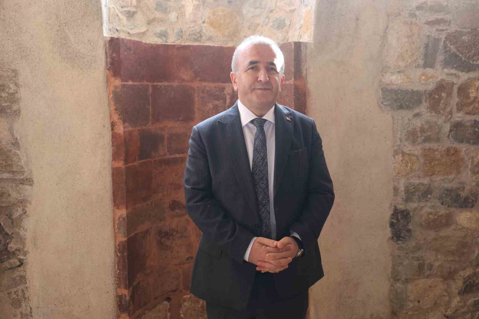 Elazığ Valisi Hatipoğlu: "2025&rsquo;te arkeolojik &ccedil;alışmalara 20 milyon TL kaynak aktardık"
