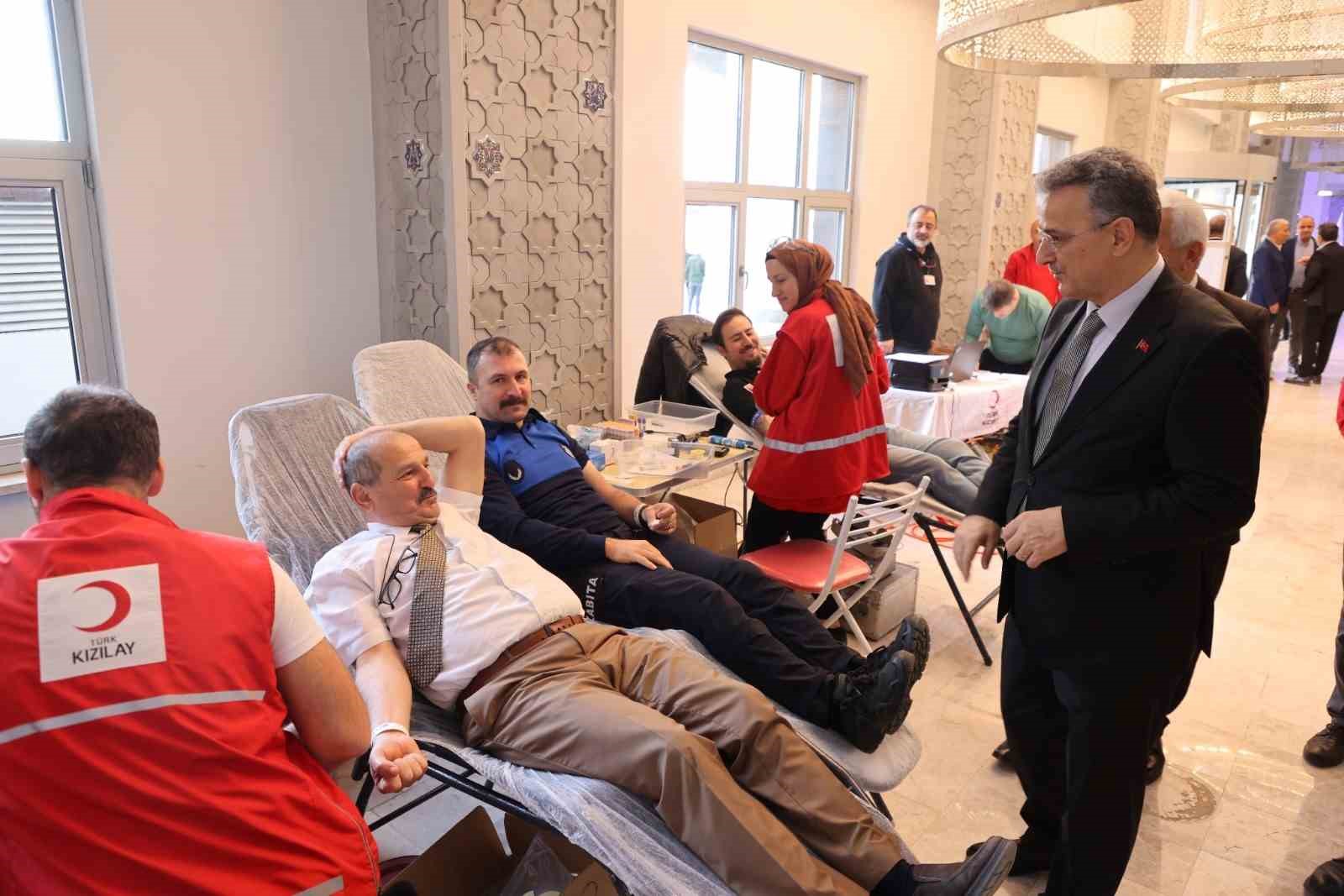 İlkadım Belediyesi’nden Kızılay’a kan desteği