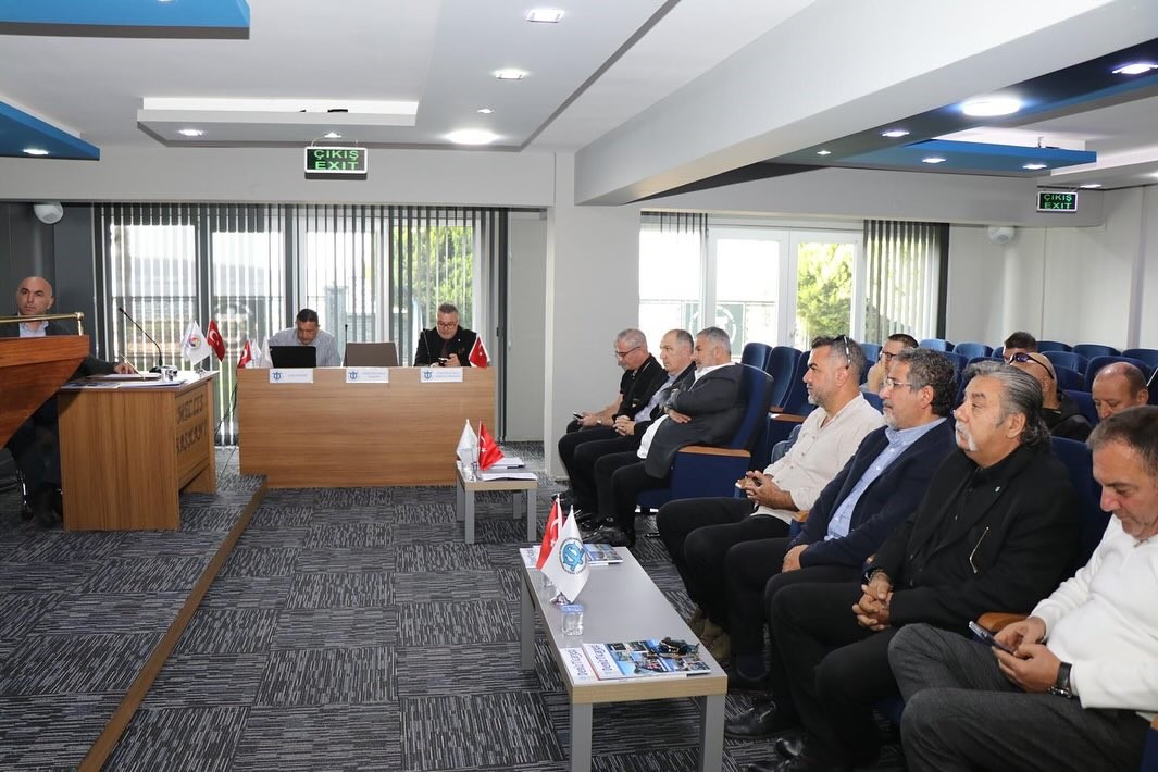 Aliağa limanlarında 73 milyon ton elle&ccedil;leme yapıldı
