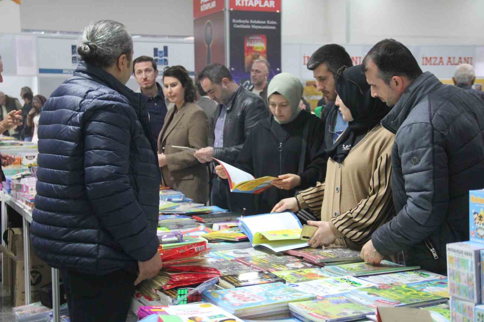 Giresun’da kitap şöleni
