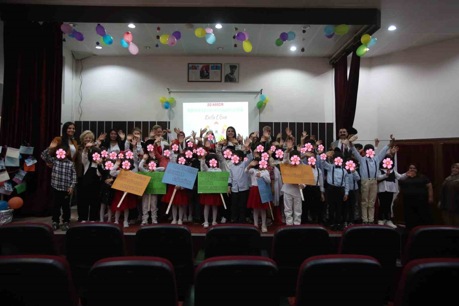 Hatay&rsquo;da &ccedil;ocukların eğlendiği etkinlikte y&uuml;zler g&uuml;ld&uuml;
