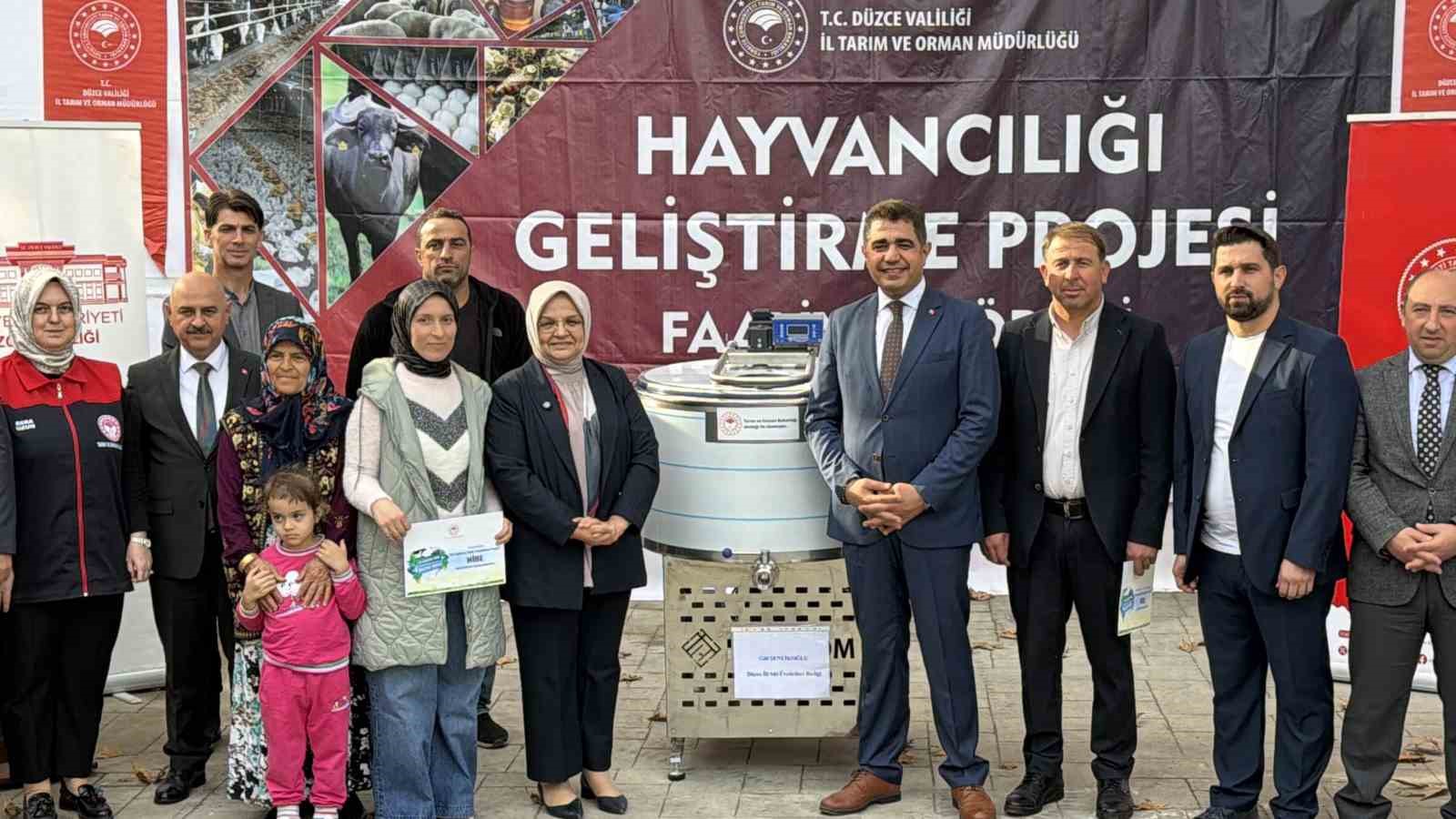 Düzce’de süt üreticilerine yüzde 100 hibe ile süt soğutma tankı desteği
