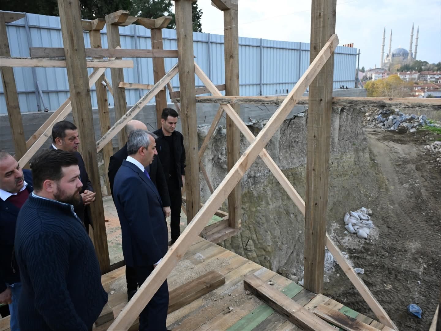 Muradiye Mevlevihanesi ihya &ccedil;alışmaları devam ediyor
