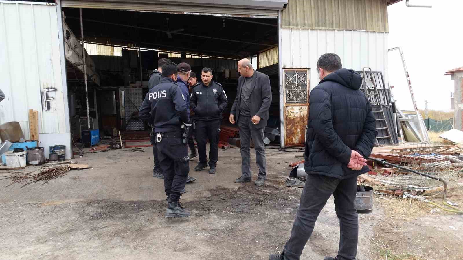 Malatya’da ısınmak için ateşe tiner döken 2 öğrenci yaralandı