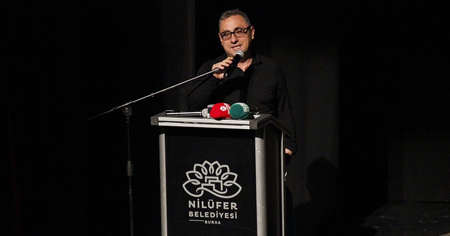 ET&Uuml; &ouml;ğretim &uuml;yesi Prof. Dr. Murat Kacıroğlu&rsquo;na edebiyat eleştirisi &ouml;d&uuml;l&uuml;
