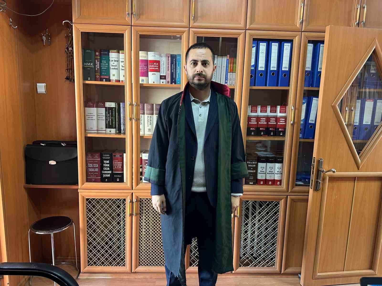 Gazeteciyi darbeden koruma polisine ceza