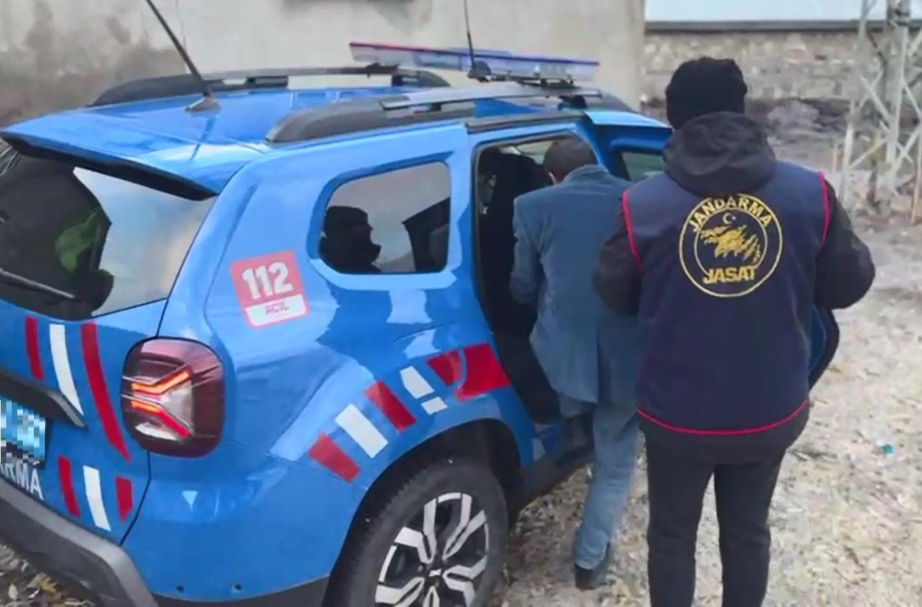 Jandarma Erzurun’da, 19 yıl önceki faili meçhul cinayet dosyasını aydınlattı
