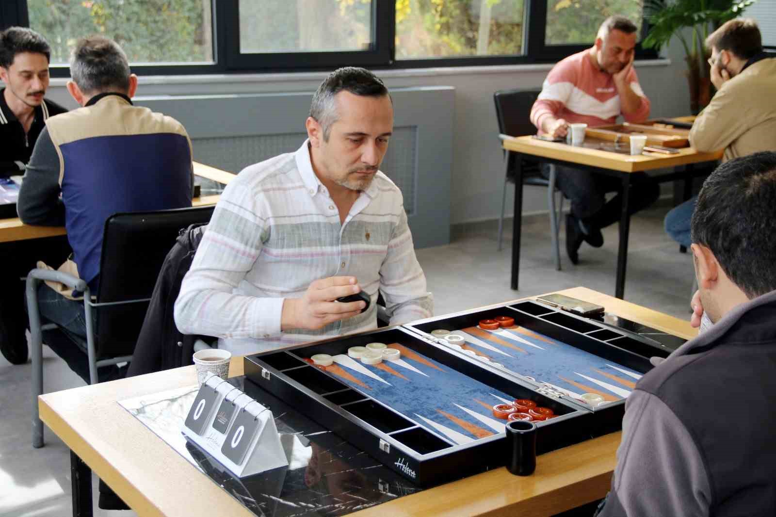 Kütahya OSB’nin 4. Firmalar Arası Tavla Turnuvası’nda şampiyon belli oldu