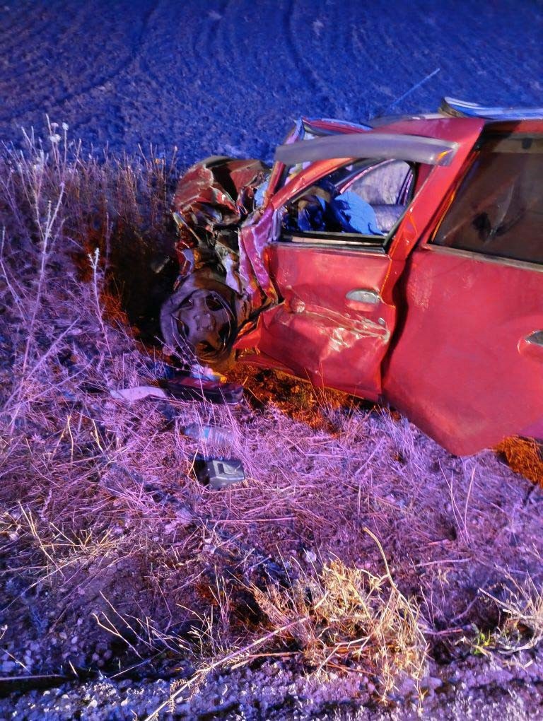 Siirt’te otomobil ile hafif ticari araç çarpıştı: 2 yaralı
