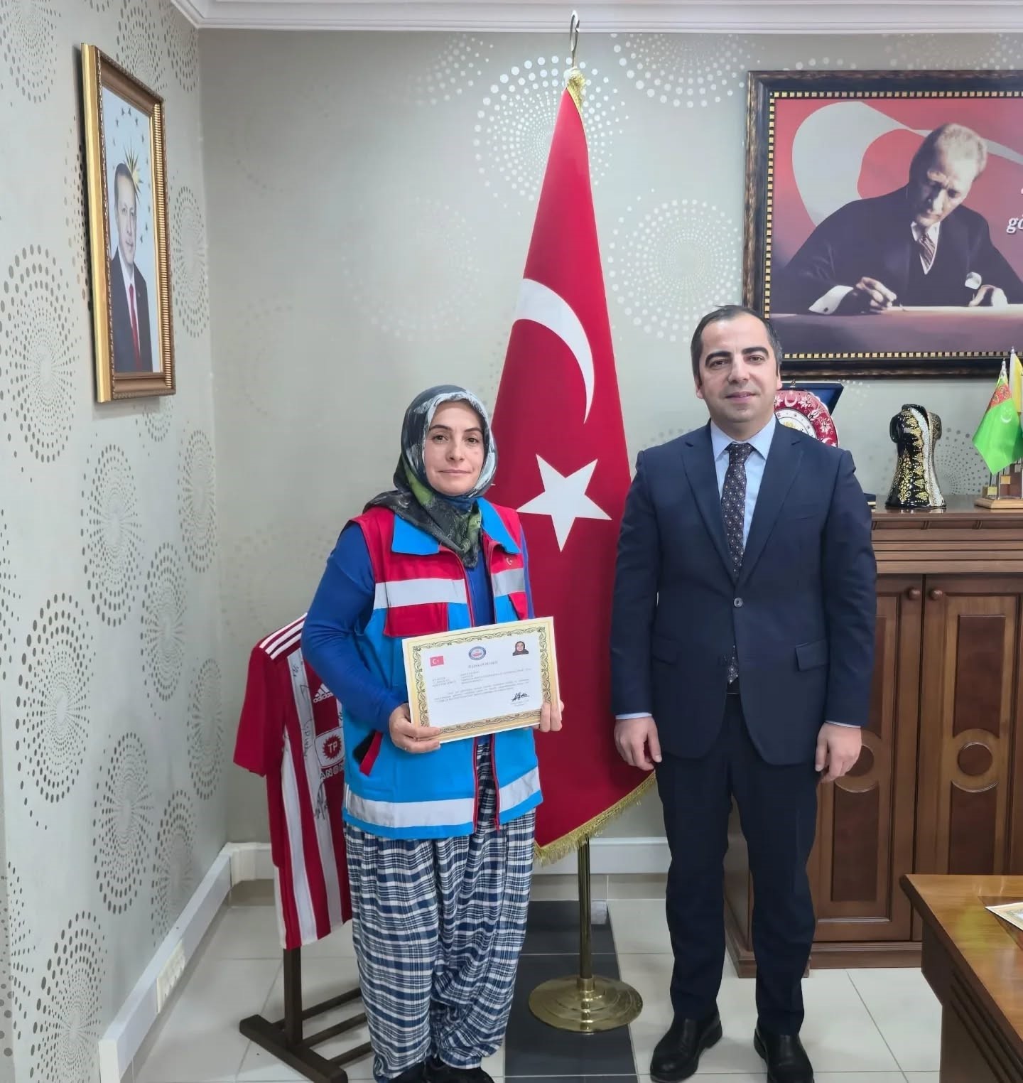 Bilecik&rsquo;te "Vefa Projesi" ekipleri &ouml;d&uuml;llendirdi
