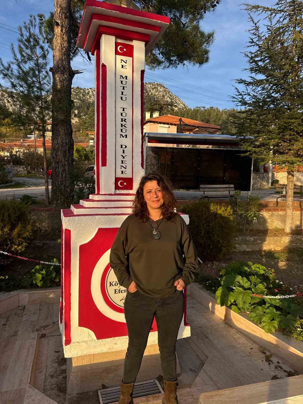 Metin Akpınar’ın biyolojik kızı olduğu iddia edilen Duygu Nebioğlu: "Dava bittiğinde susturulmuş çocukların da sesi olacağım"
