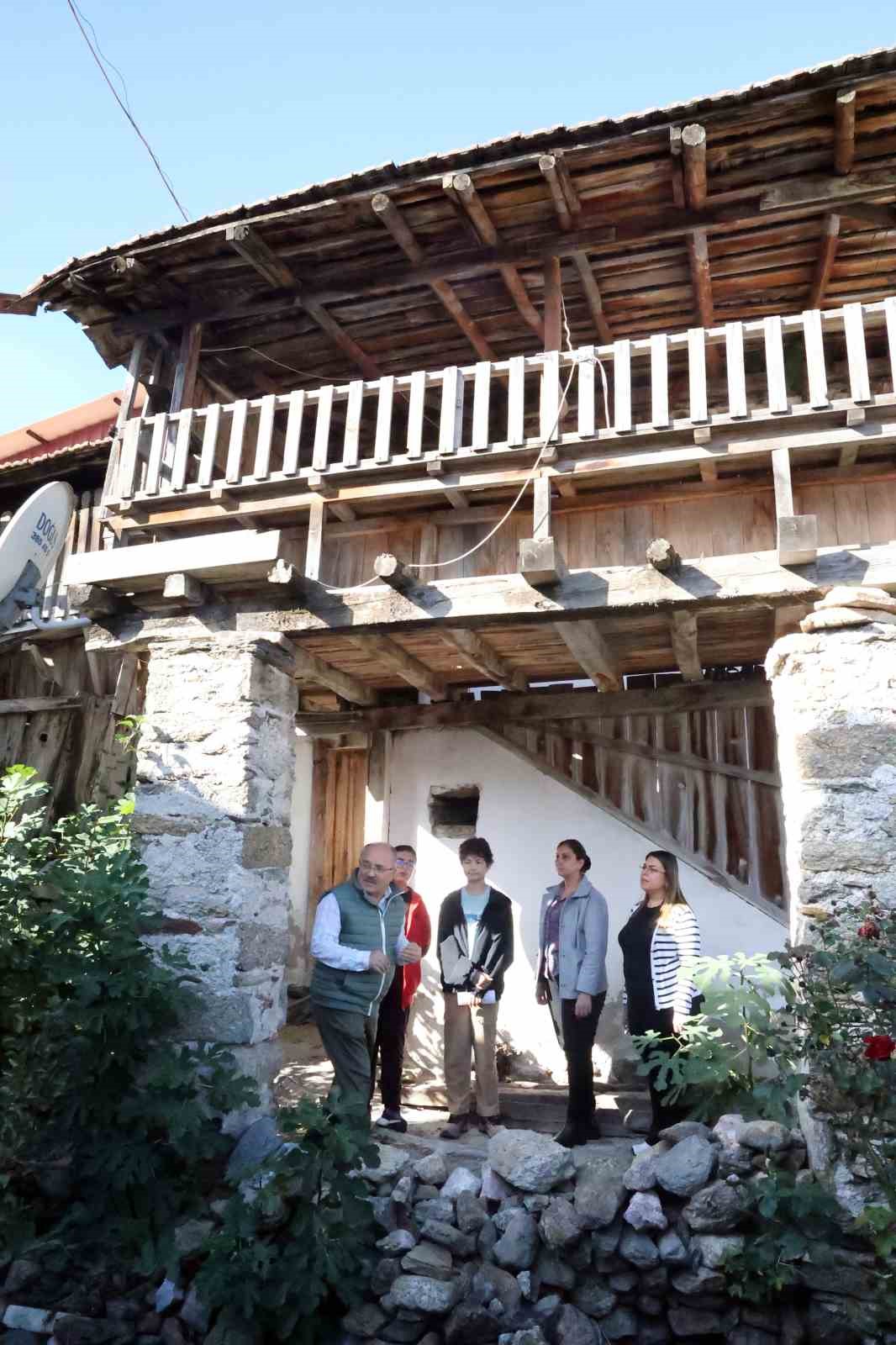 Katrancı Evleri ilgi odağı olmaya devam ediyor
