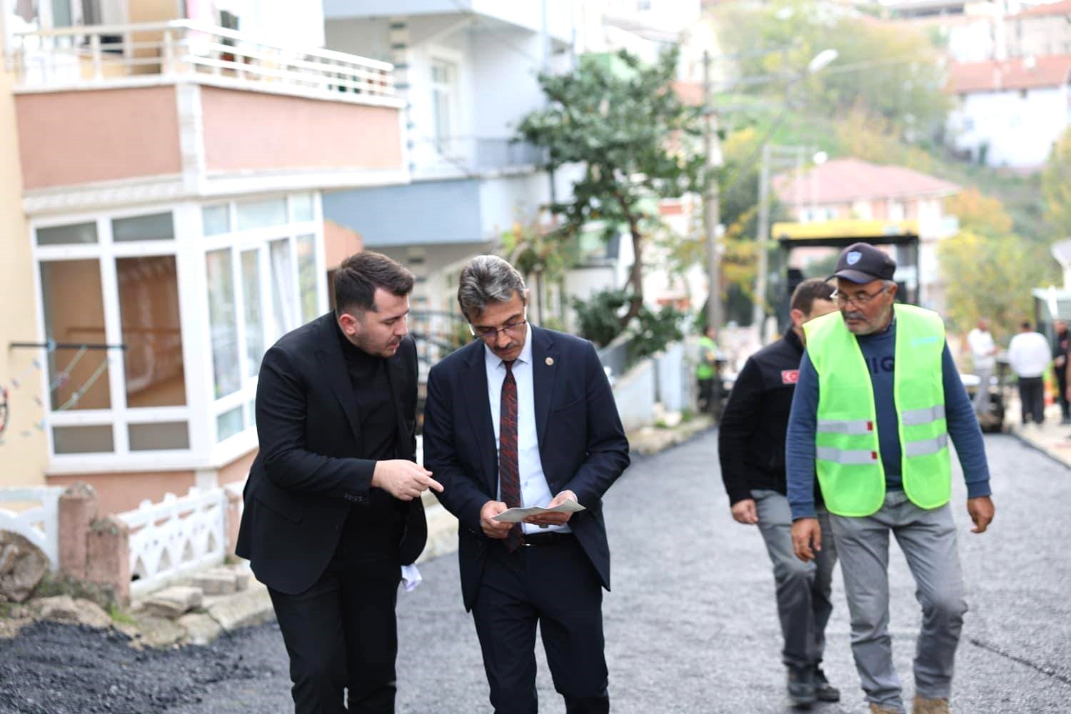 Erenler&rsquo;in sokakları yenileniyor
