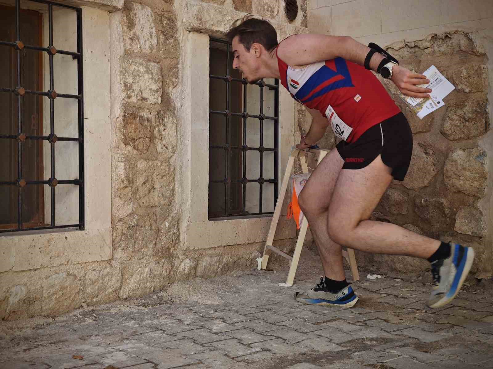 Türkiye Oryantiring Şampiyonası ikinci kademe yarışmaları Mardin’de başladı