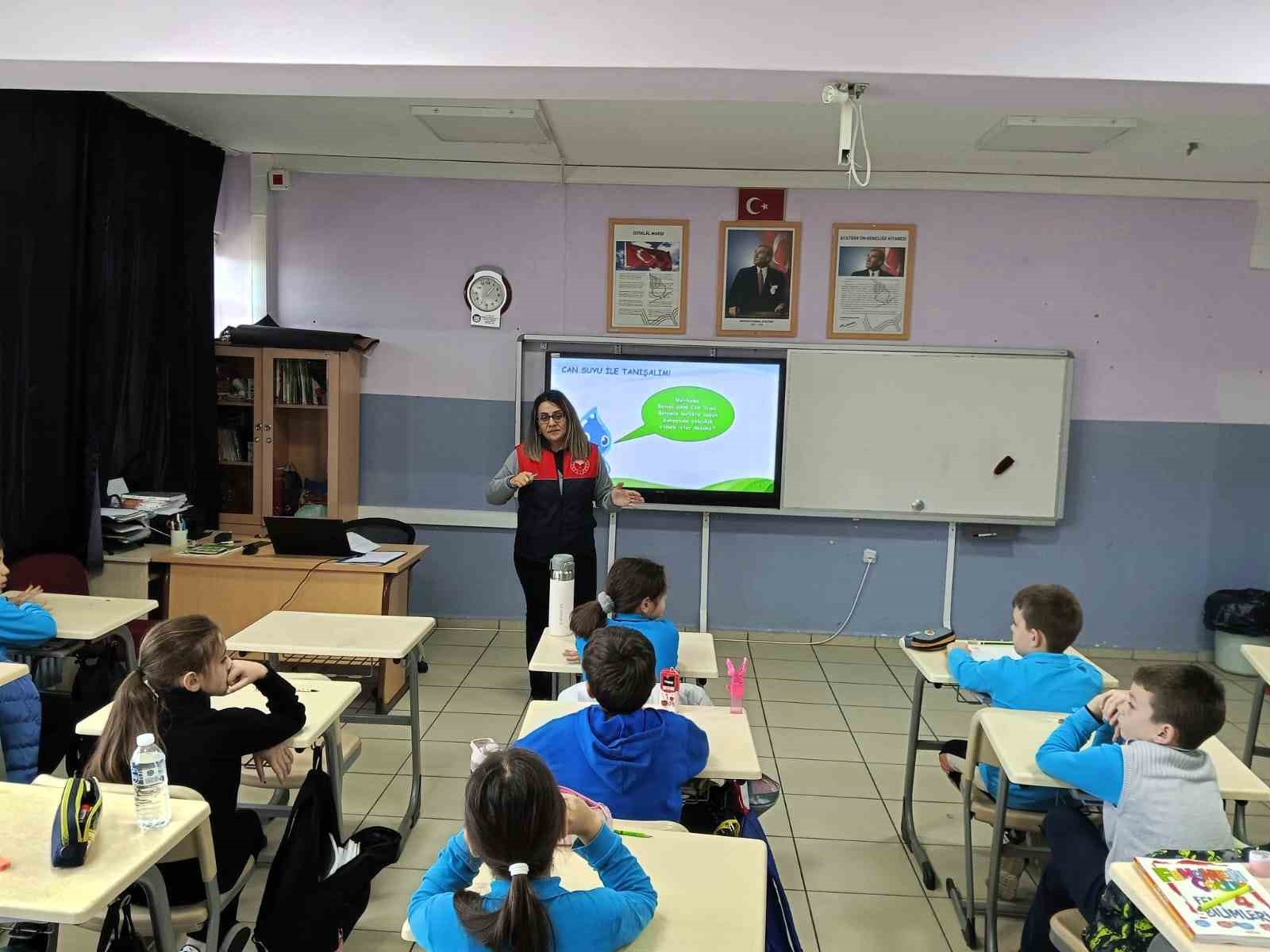 Babaeski’de öğrencilere su verimliliği, gıda israfı ve beslenme eğitimi