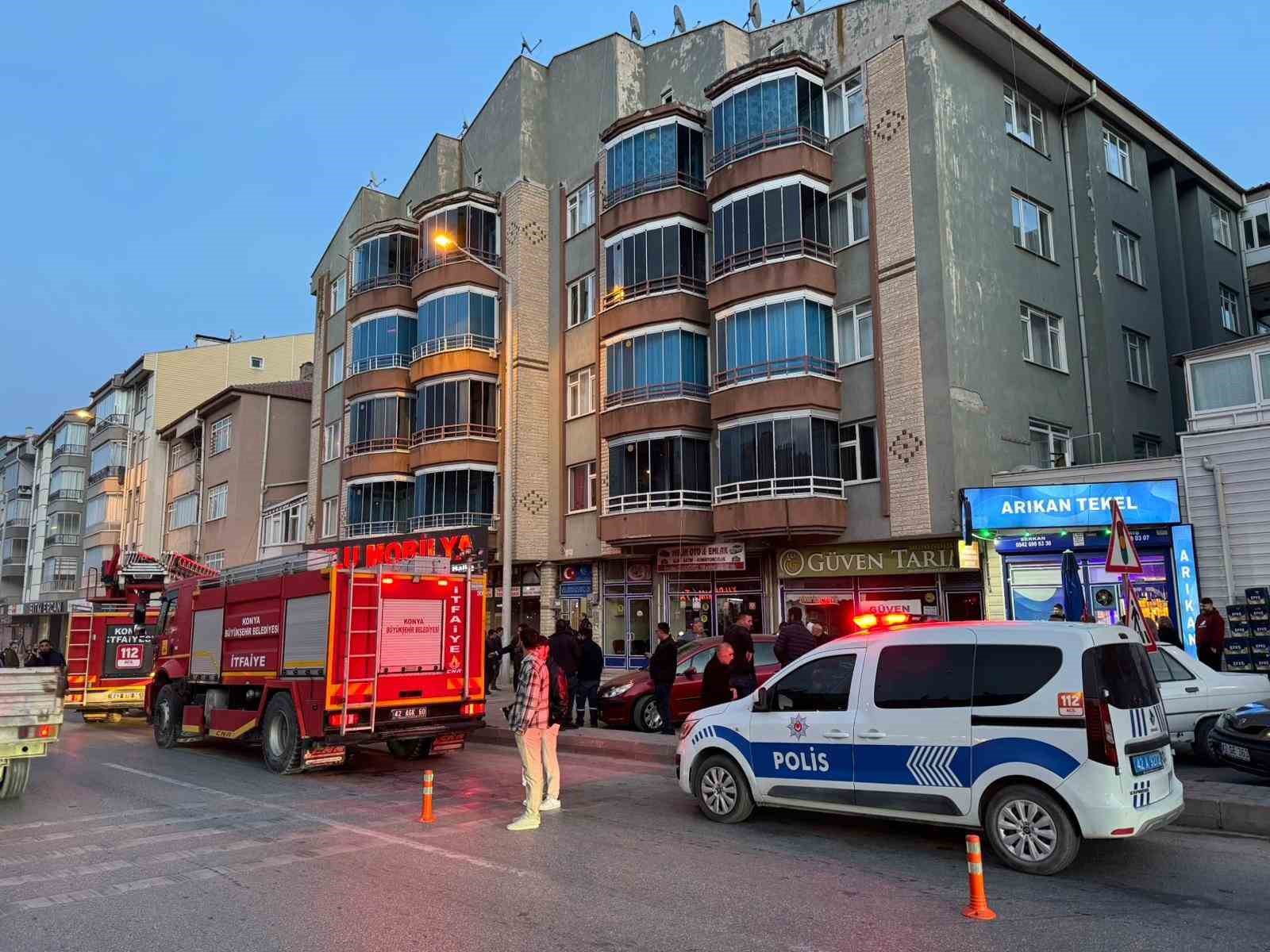 Kulu’da apartmanda yangın paniği