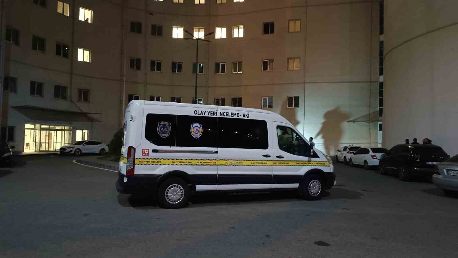 Batman’da hastanenin 5. katından atlayan şahıs hayatını kaybetti