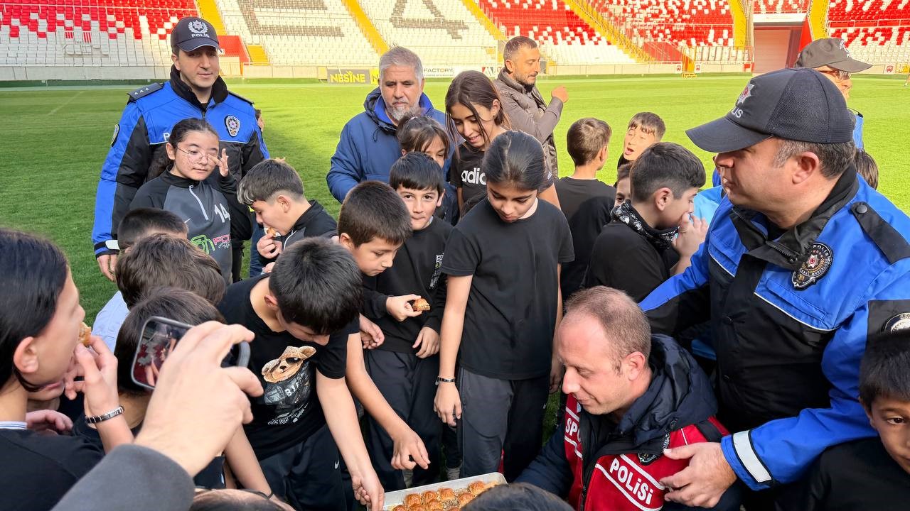 Binlerce gence dokunan proje: Değer Erzincan sahada

