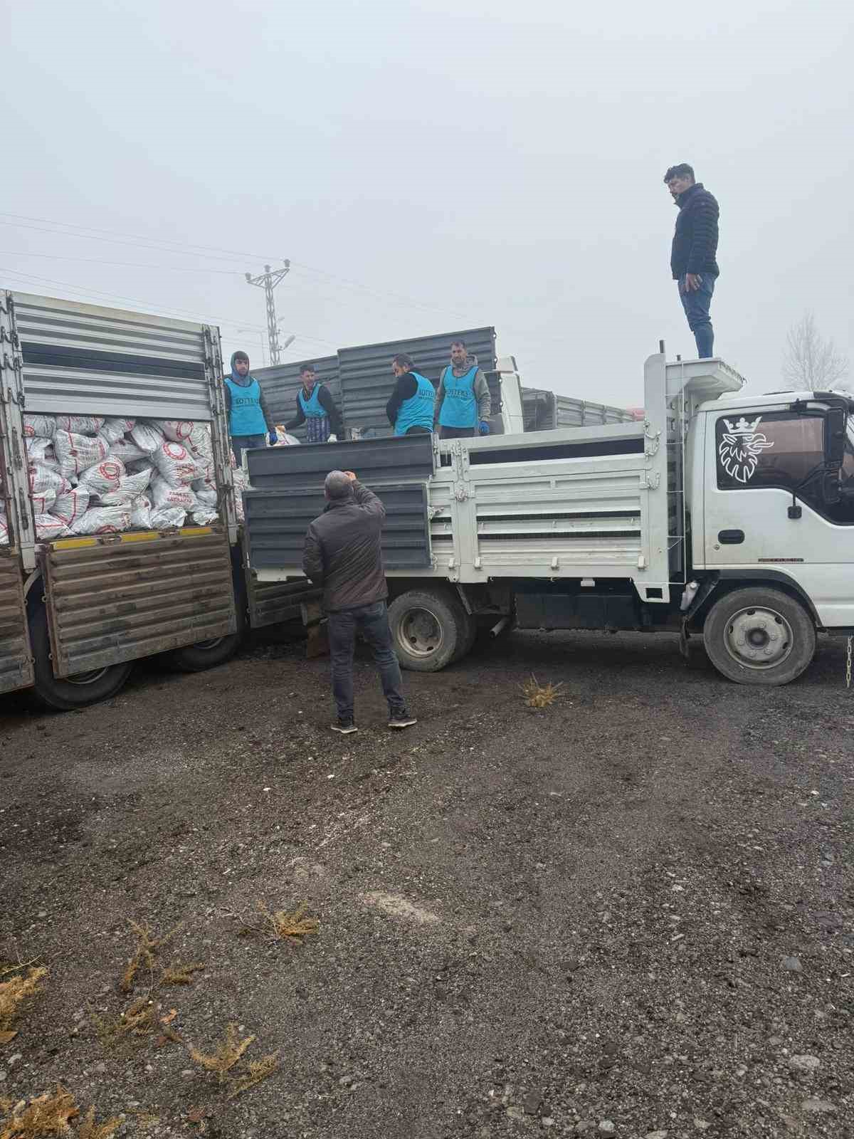 Patnos’ta on bin haneye kömür desteği