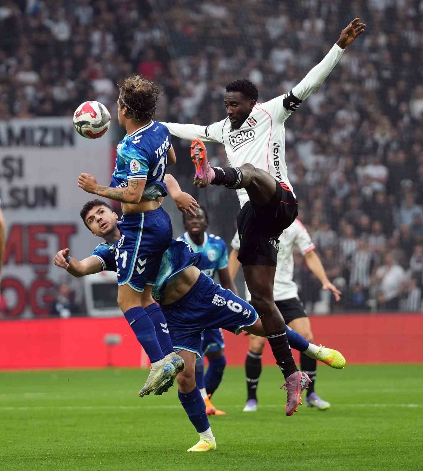 Trendyol Süper Lig: Beşiktaş: 0 - Samsunspor: 0 (Maç devam ediyor)

