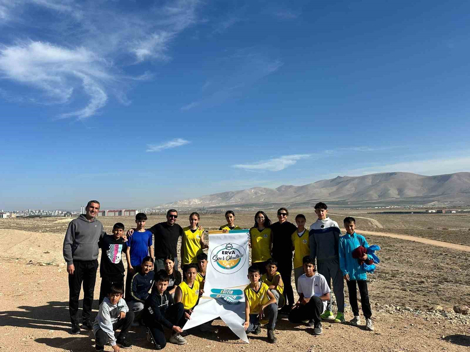 Eşref Aydın Bölgesel Kros Ligi Yarışları Niğde’de gerçekleşti