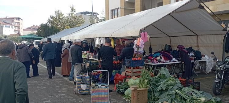 Osmaneli&rsquo;nden Filistin&rsquo;e yardım eli
