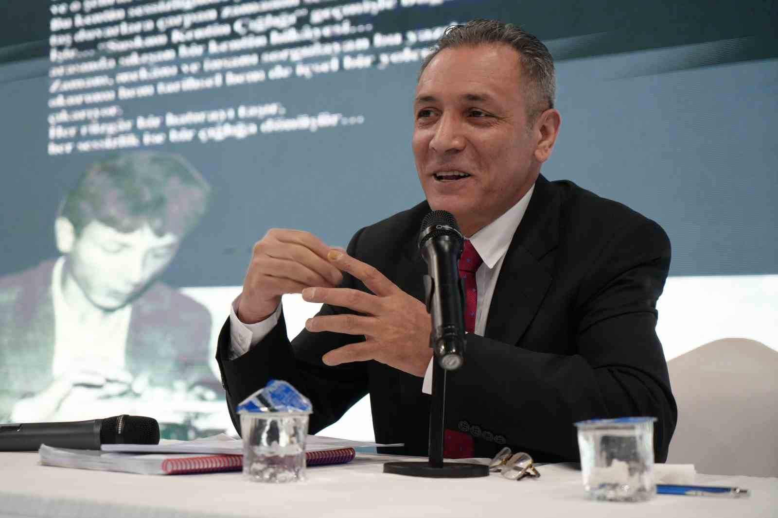 Gazeteci-Yazar Orhan Bozkurt’tan "Şehir Yazarlığı" üzerine söyleşi