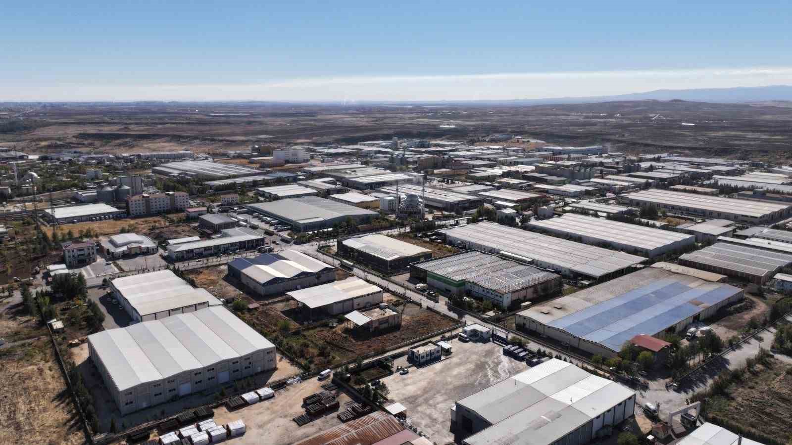 Diyarbakır OSB Başkanı Fidan: "İhracat rakamları &uuml;retim direncinin kanıtıdır"
