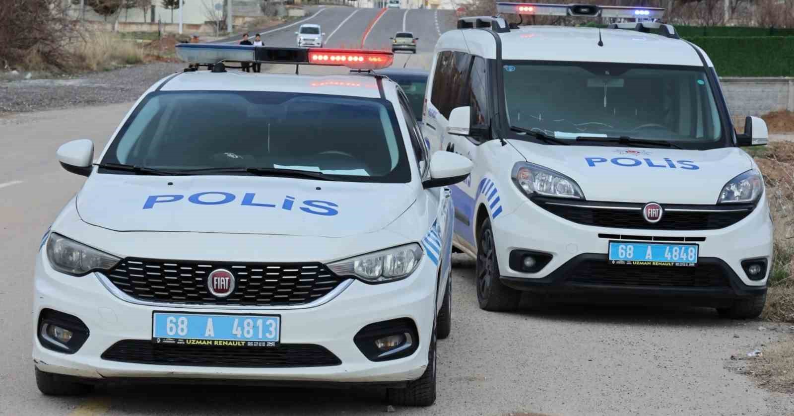 ‘Yan baktın’ diyen 4 çocuğun saldırdığı genç bıçaklandı