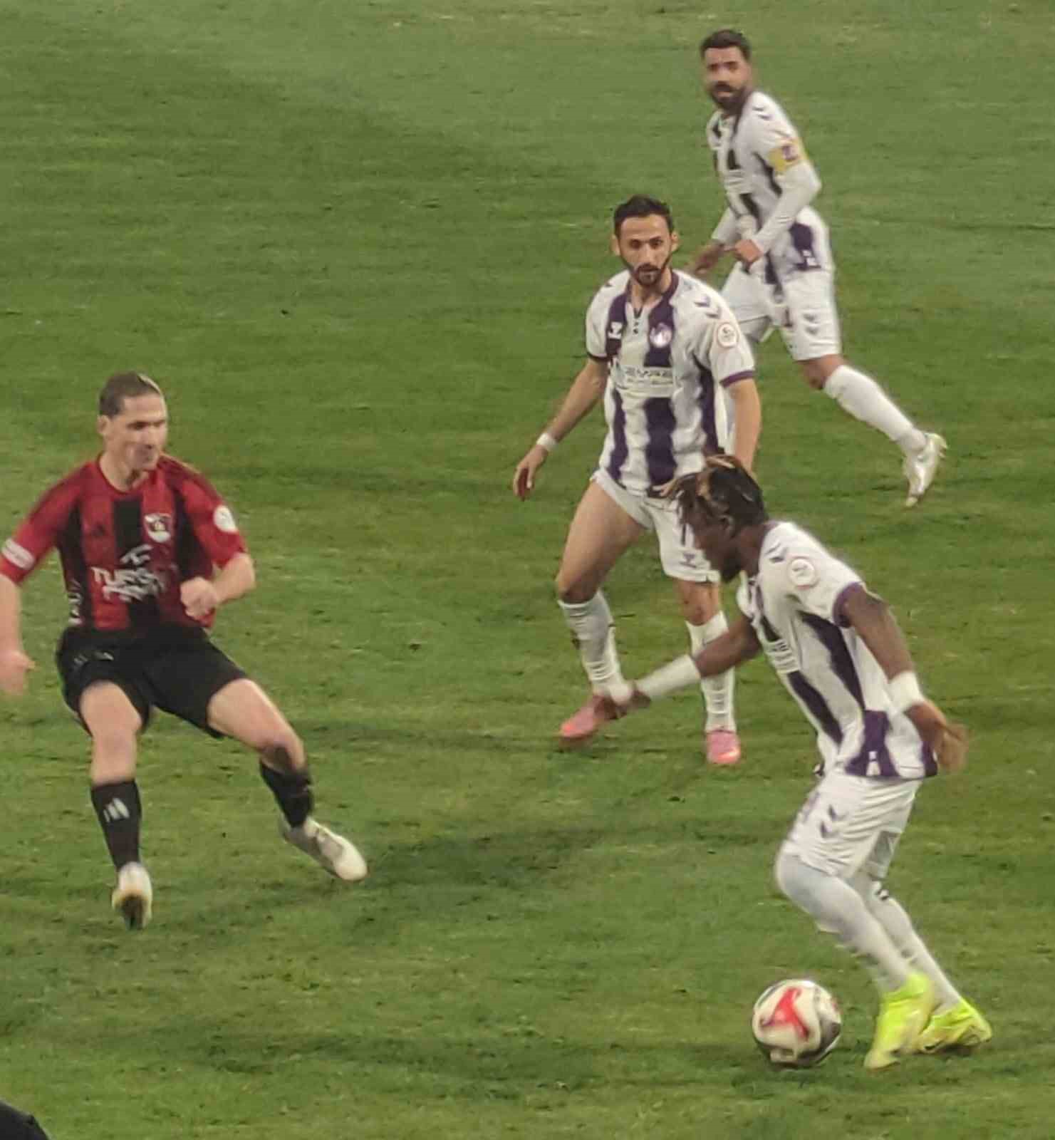 Trendyol 1. Lig: Vanspor FK: 1 - Ankara Keçiörengücü: 1