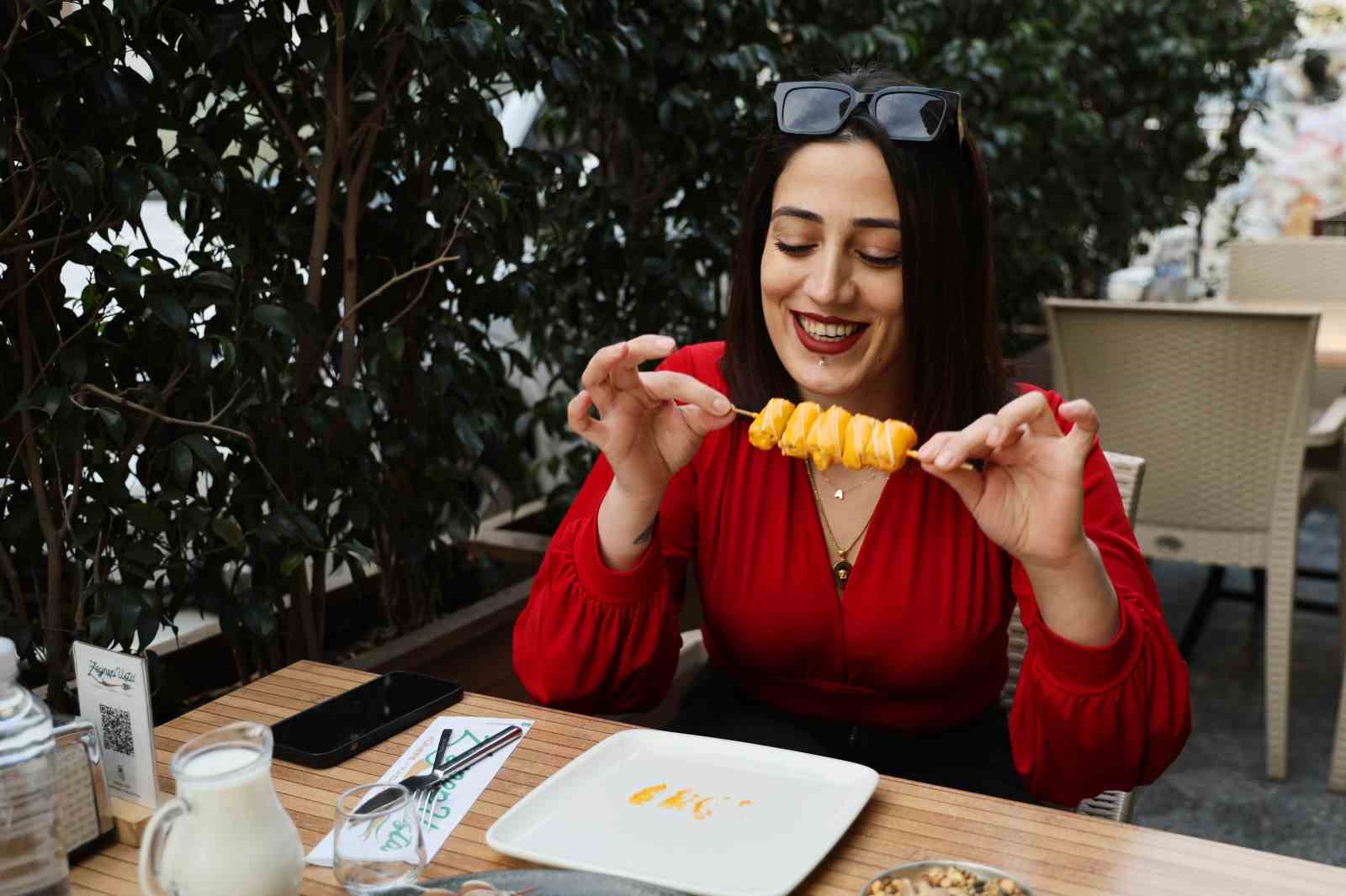 Zeynep Usta’nın ’Çöp şiş katmeri’ne yoğun talep
