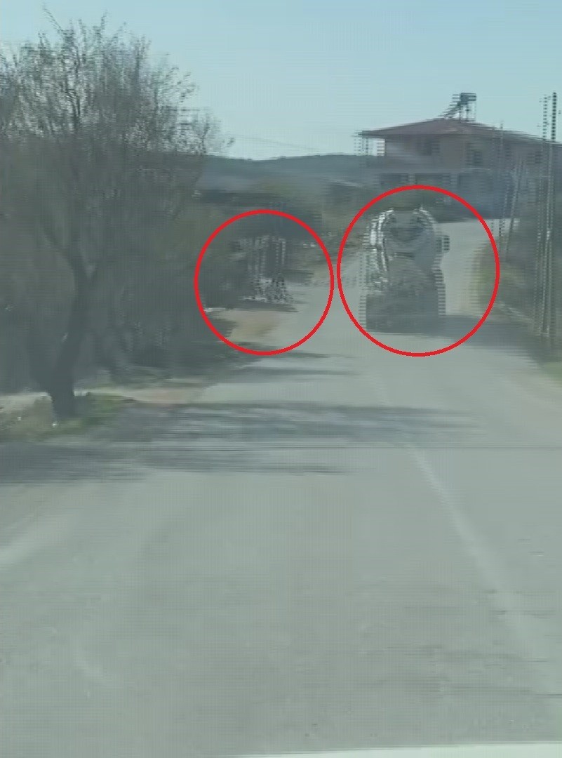 Tek şeritli yoldaki hızıyla ’Pes’ dedirten mikser sürücüsü kamerada