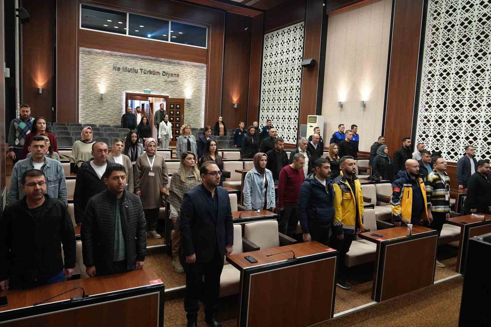 Keçiören Belediyesi’nden personeline "Trafikte Güvenli Sürüş" eğitimi