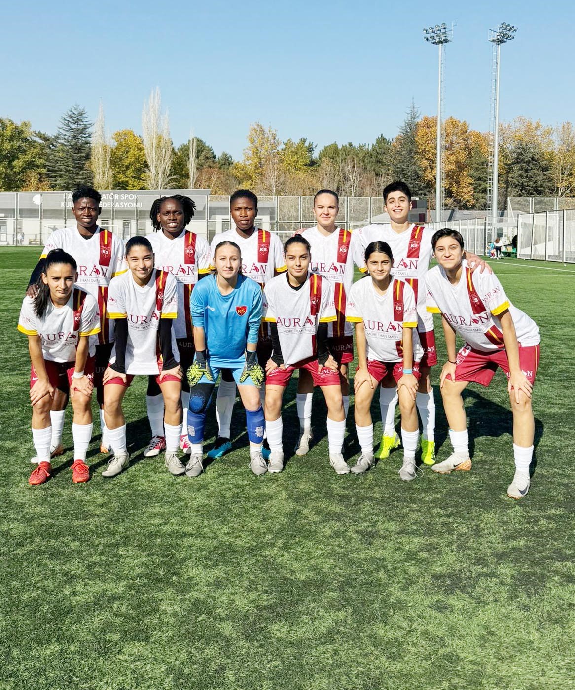 Auran Kayseri Kadın FK farklı kazandı
