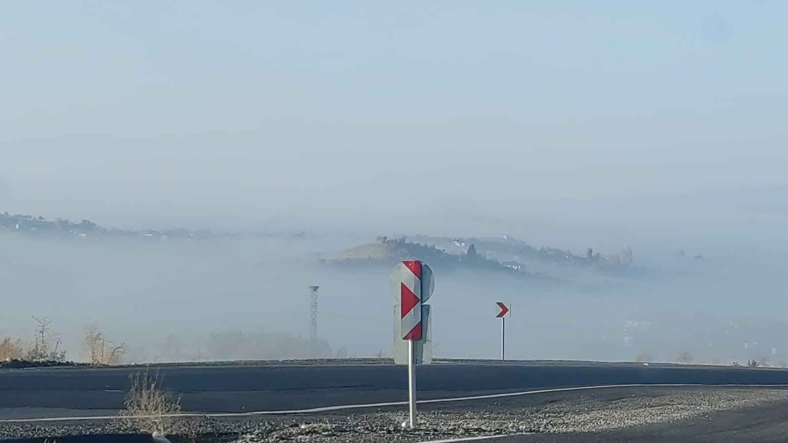Bingöl’de yoğun sis: Görüş mesafesi 10 metreye düştü
