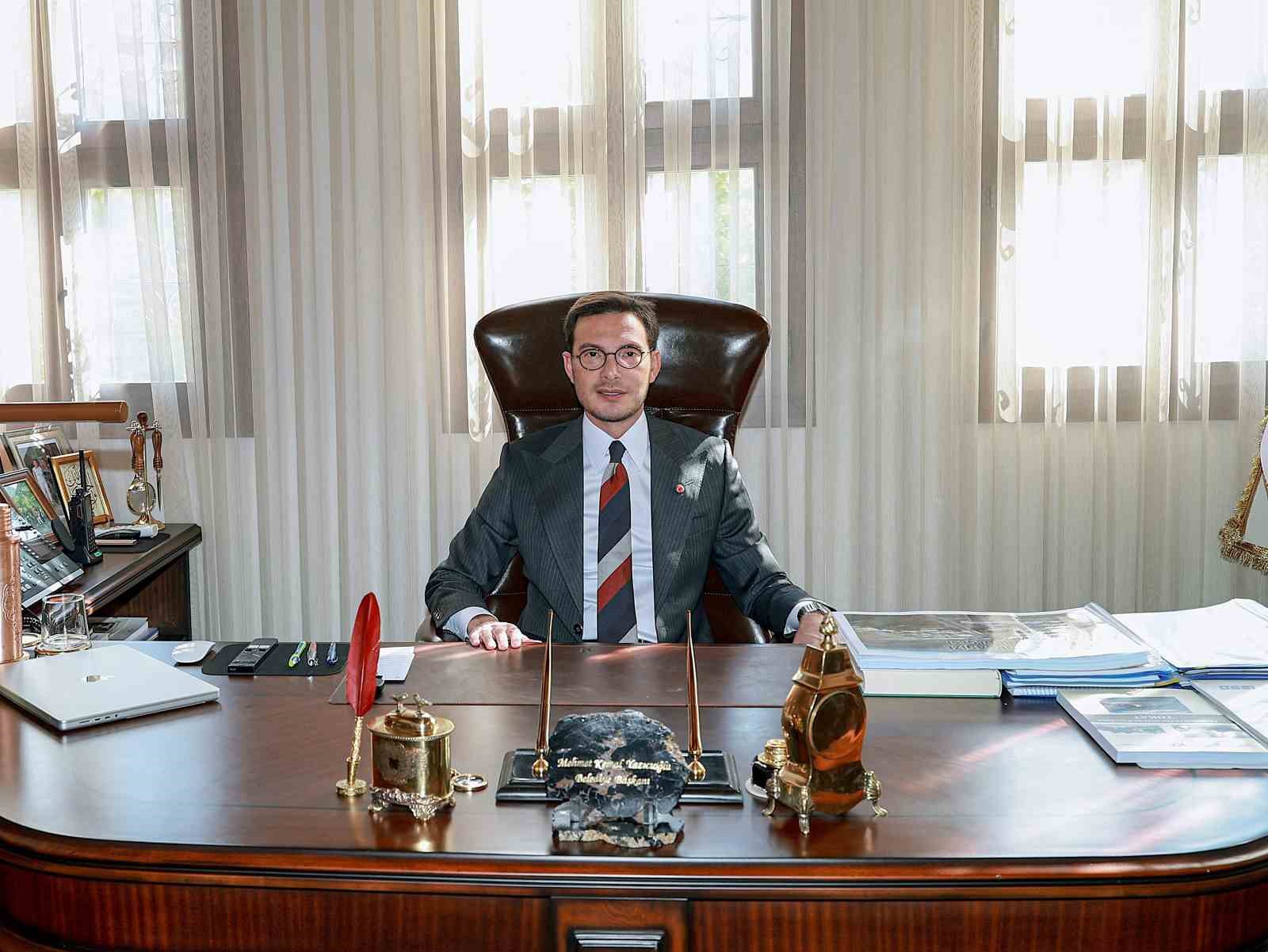 Tokat Belediyesi yaşlıların evine temizlik ve canlı müzikle misafir oldu
