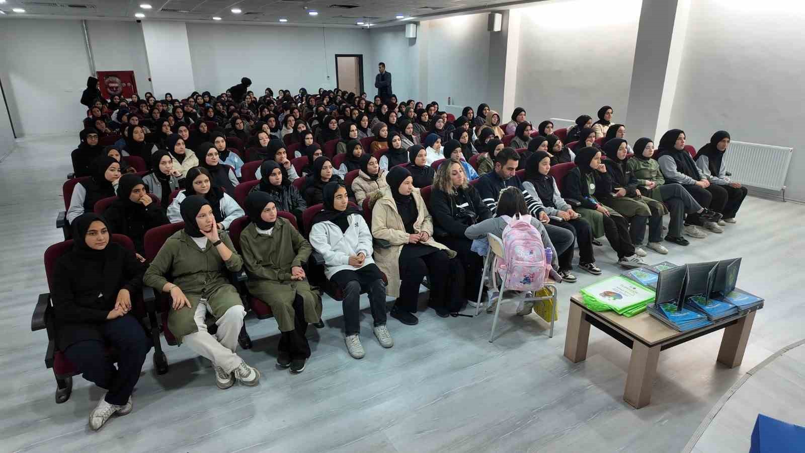 Büyükşehir Belediyesi’nden öğrencilere çevre ve iklim eğitimi