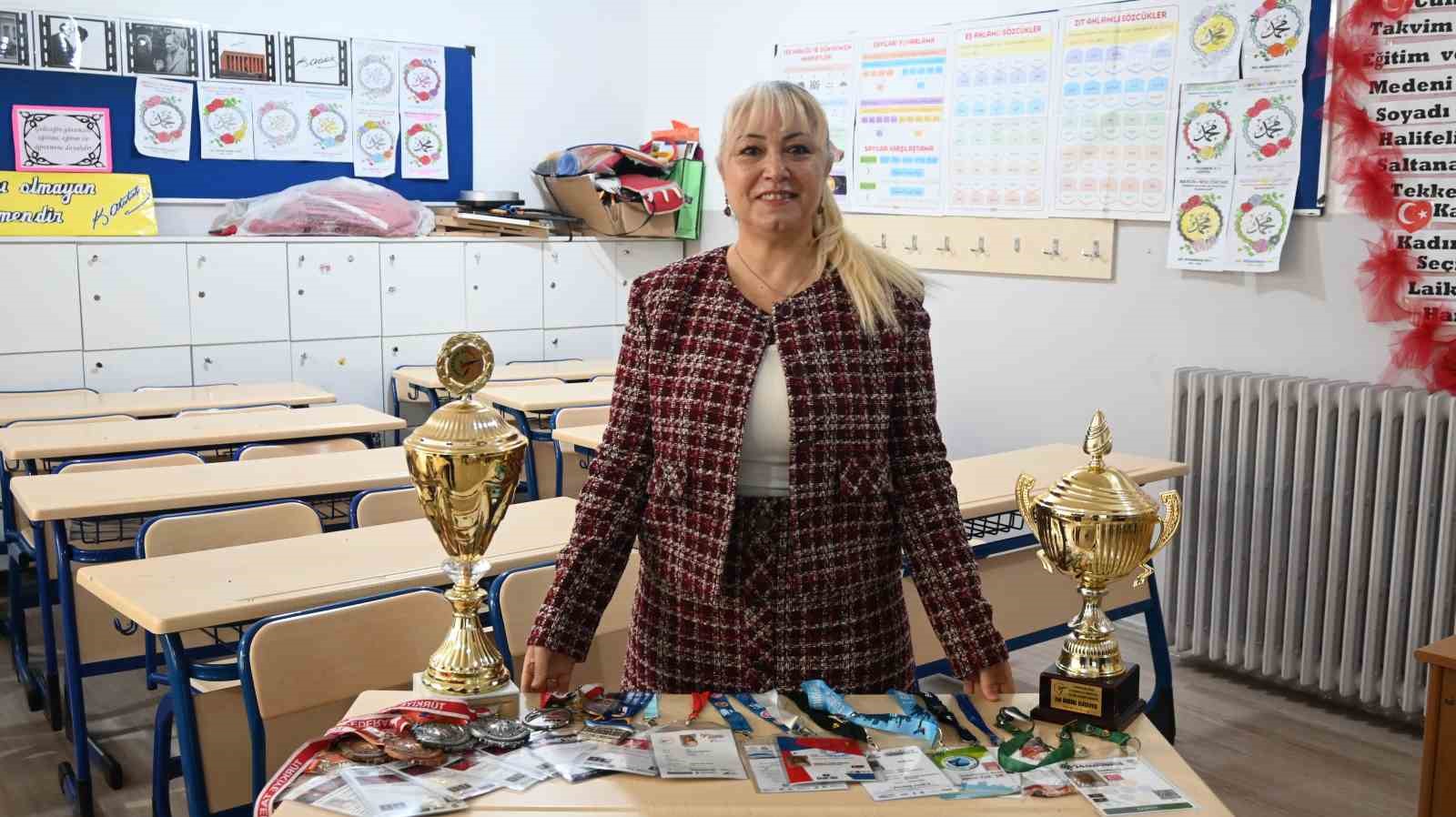 Yıllar da geçse hayalini unutmadı ve mücadele etti