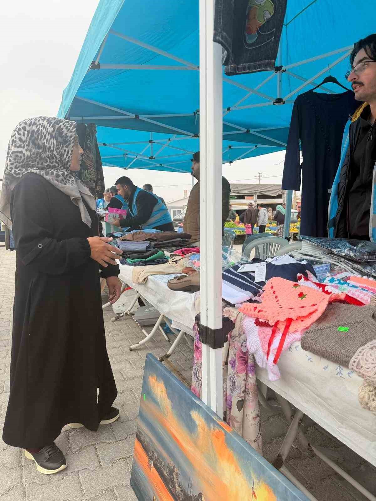 Kırka&rsquo;da geliri Gazze&rsquo;ye ulaştırmak amacı ile hayır &ccedil;arşısı a&ccedil;ıldı
