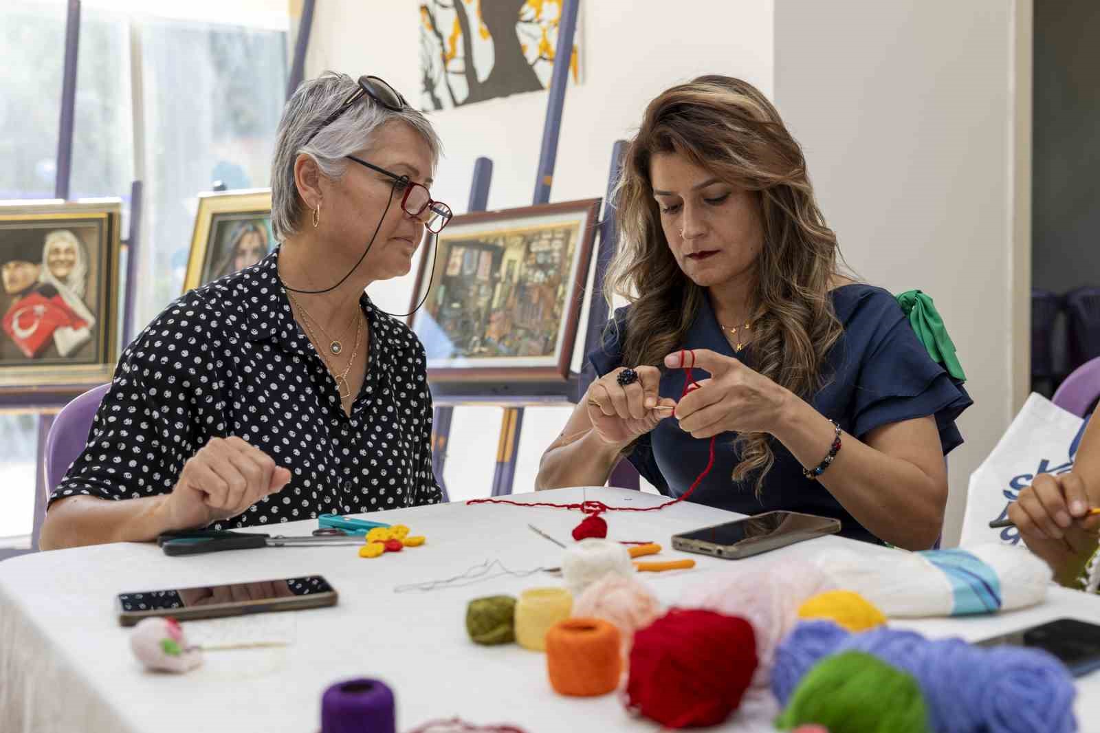 Mersin Büyükşehir Belediyesi, kadına şiddetle mücadelede yerel destek ağı oluşturuyor