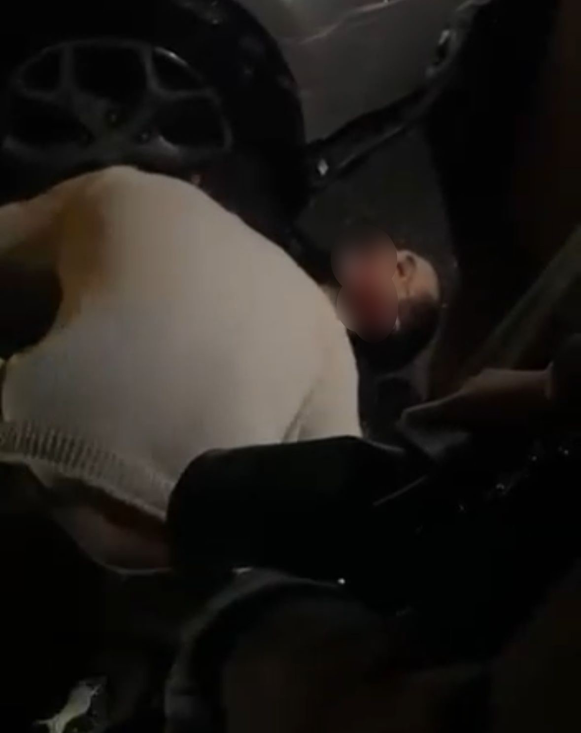 Yola kontrolsüz çıkan otomobil, motosikletle çarpıştı: 1 ölü
