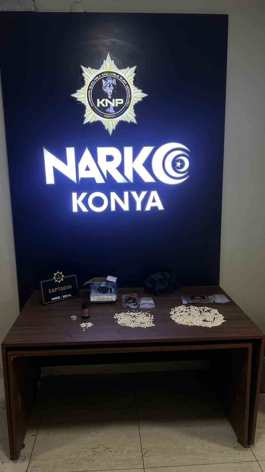 Konya&rsquo;da uyuşturucu taciri 140 kişi tutuklandı
